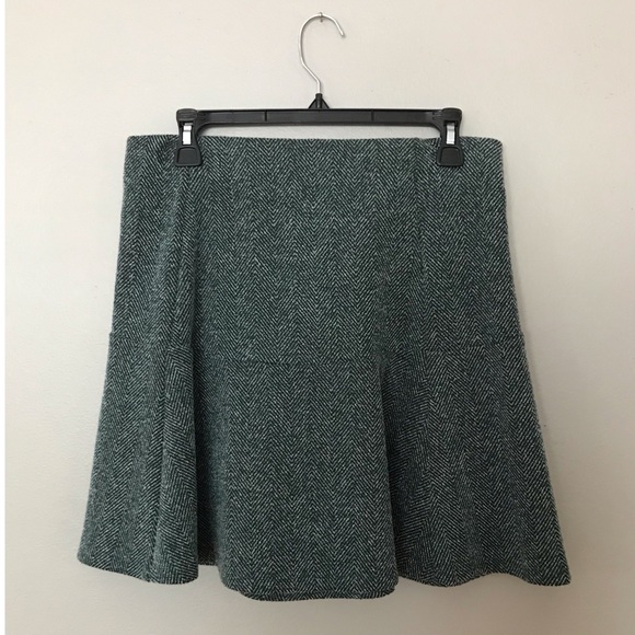 LOFT Dresses & Skirts - Loft flowy skirt